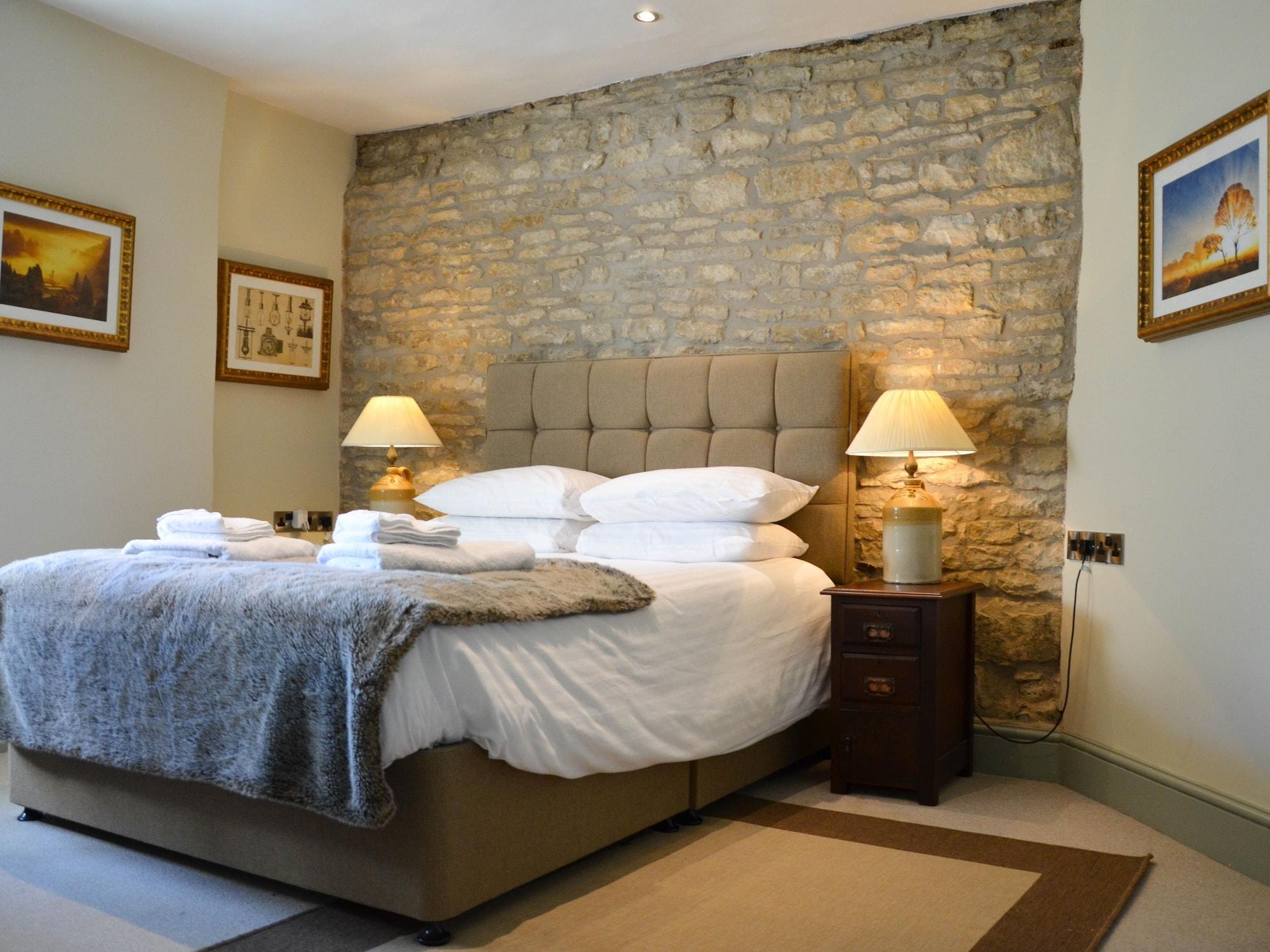 The Fox Hotel Chipping Norton Exterior photo