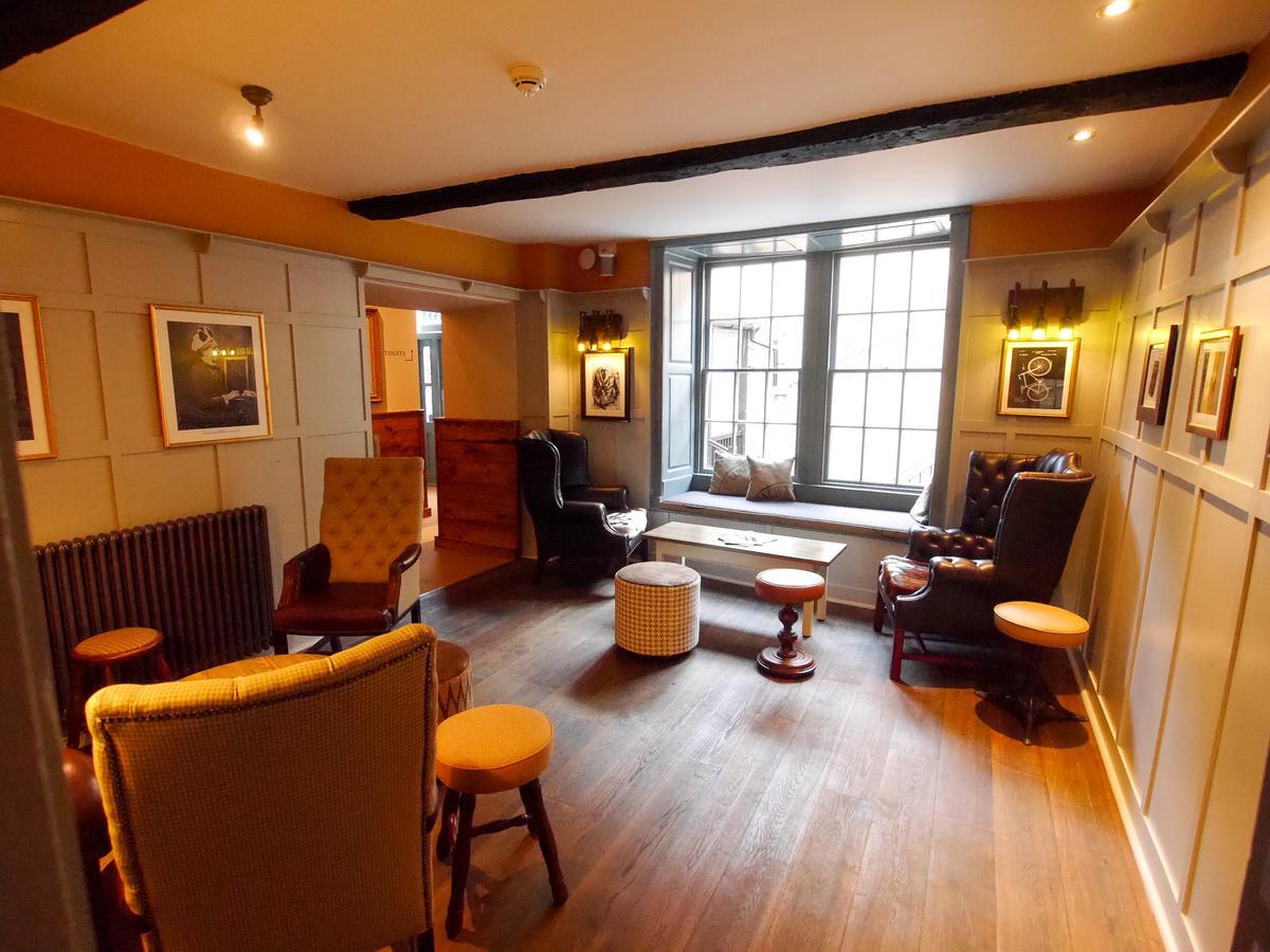 The Fox Hotel Chipping Norton Exterior photo