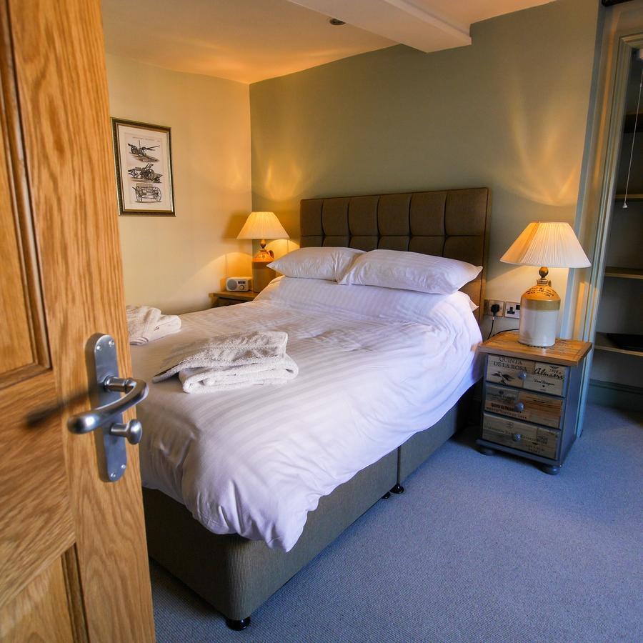 The Fox Hotel Chipping Norton Exterior photo